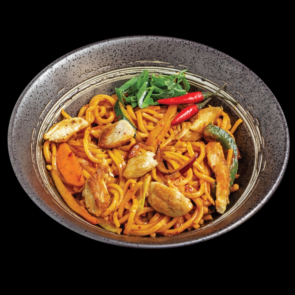 Spicy fried noodles with vegetables